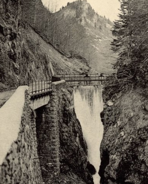 La Vallée d'Aspe : Le Barrage d'Anglus