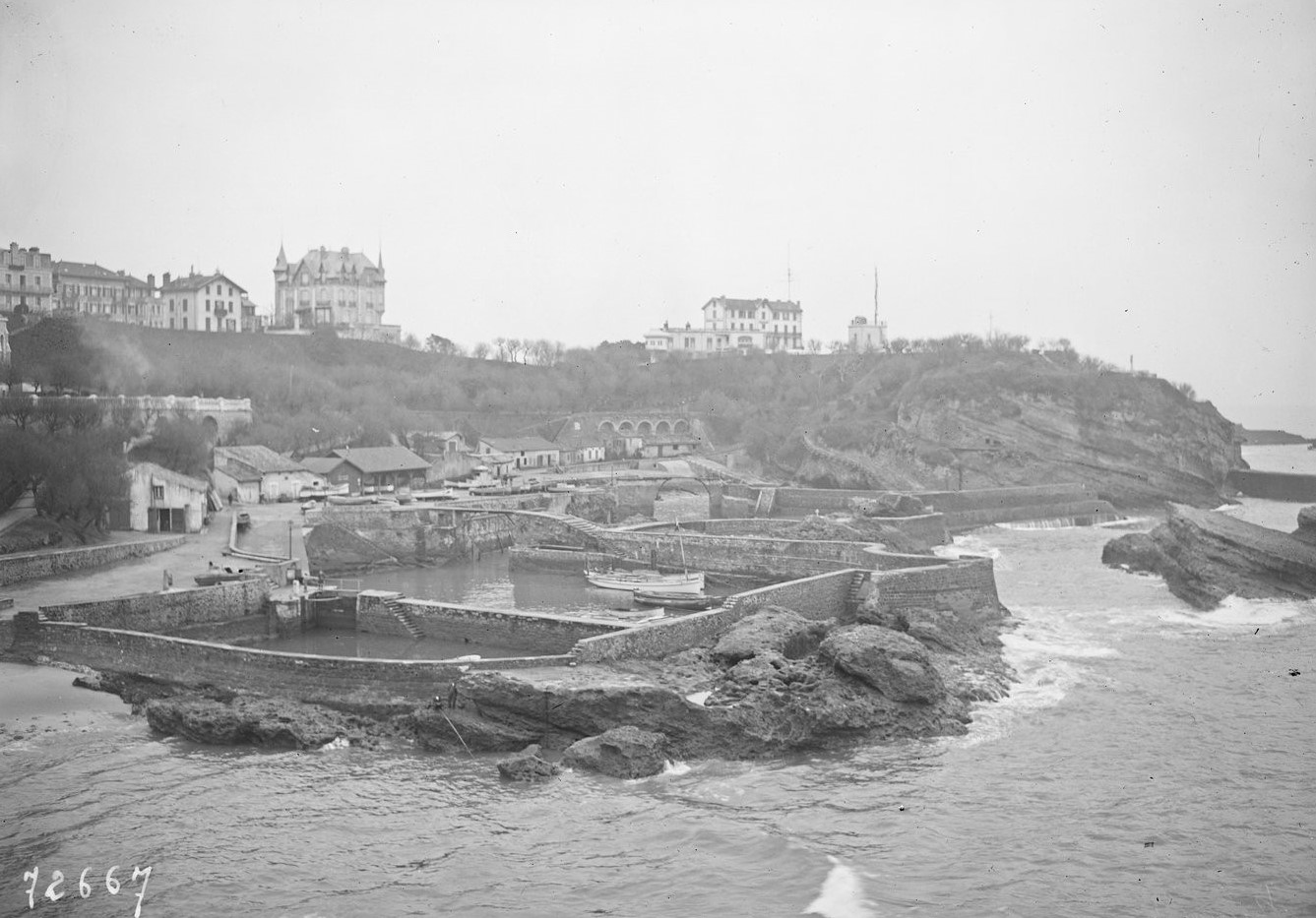 Biarritz [le port des pêcheurs] : [photographie de presse] / [Agence Rol]